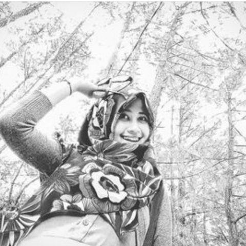 image-user-female-daily