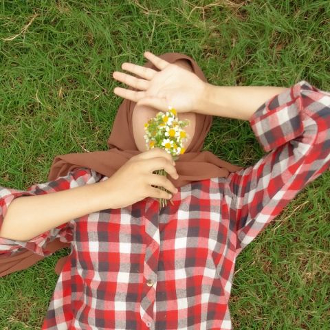 image-user-female-daily