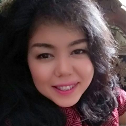 image-user-female-daily