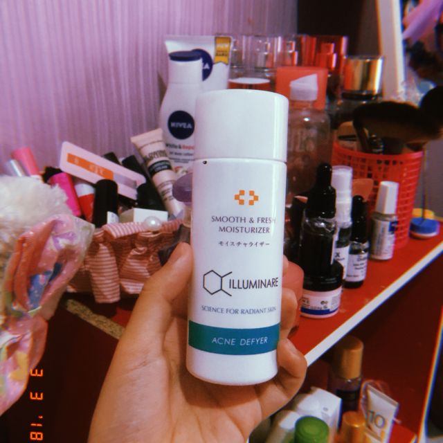 illuminare acne moisturizer