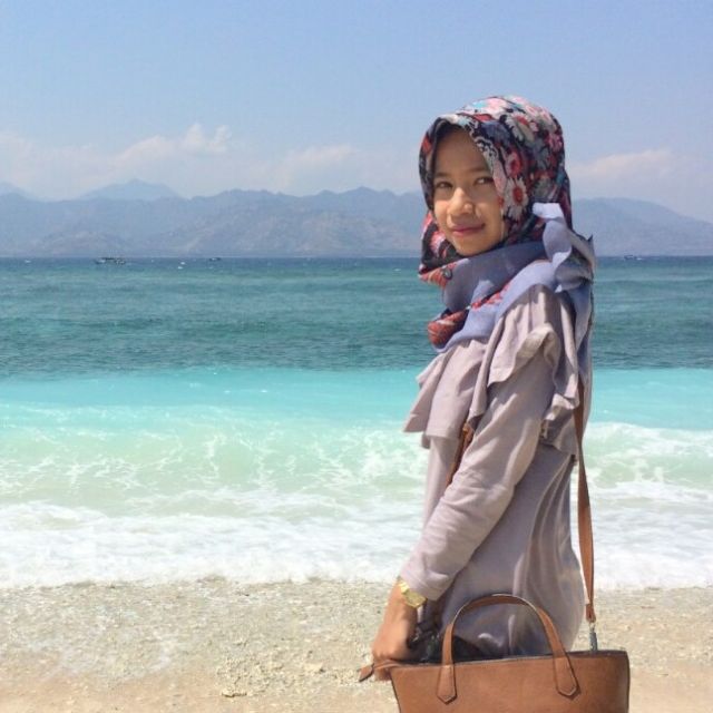 image-user-female-daily