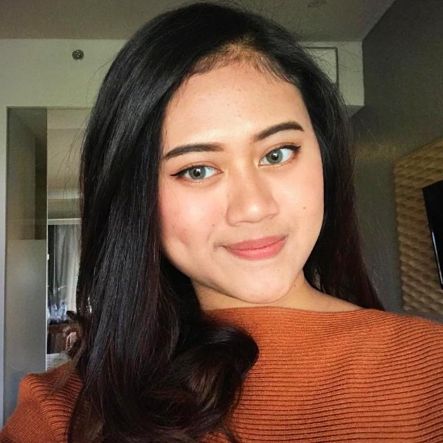 neutrogena rapid tone repair dark spot corrector female daily