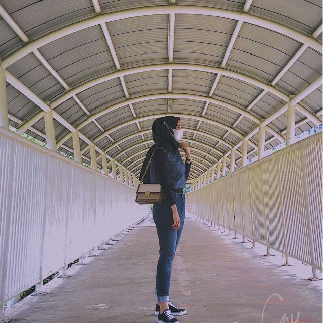 image-user-female-daily