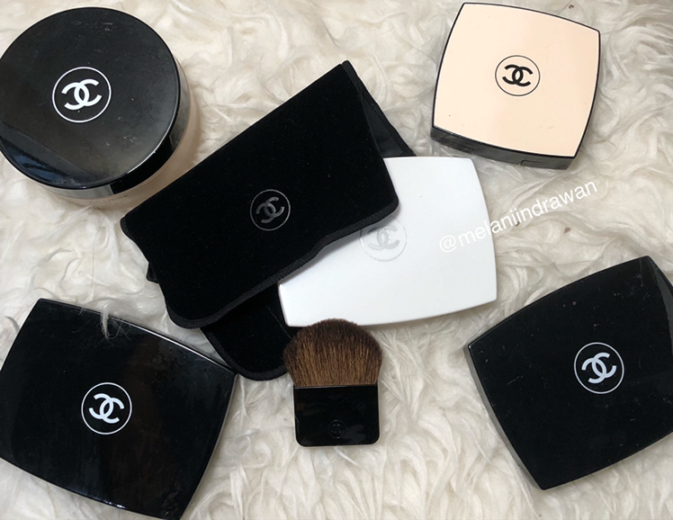 Chanel Vitalumière Compact Douceur - Beauty Review