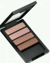 Revlon Colorstay 12 Hour Eyeshadow Quad In The Buff