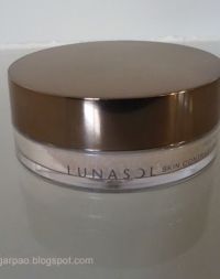 Lunasol Skin contrast face powder 01 - Translucent