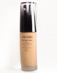 Shiseido Synchro Skin Lasting Liquid Foundation Golden 4