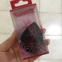Tammia Puff Blender Sponge Tear Drop Shape with Charcoal