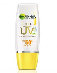 Garnier Light Complete Super UV Spot Proof Watery Sunscreen Natural Finish