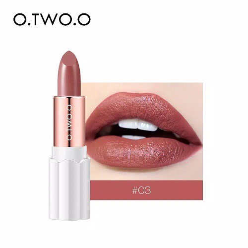 O.TWO.O Plum Blossom Lipstick Nude Rich Color Waterproof Moisturizer
