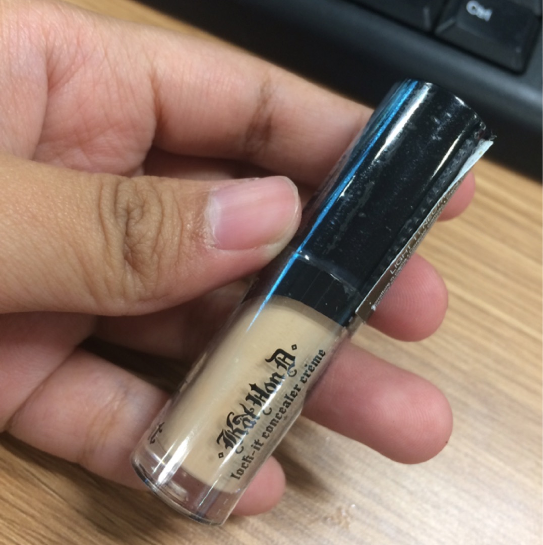 Kat von d lock it creme concelaer