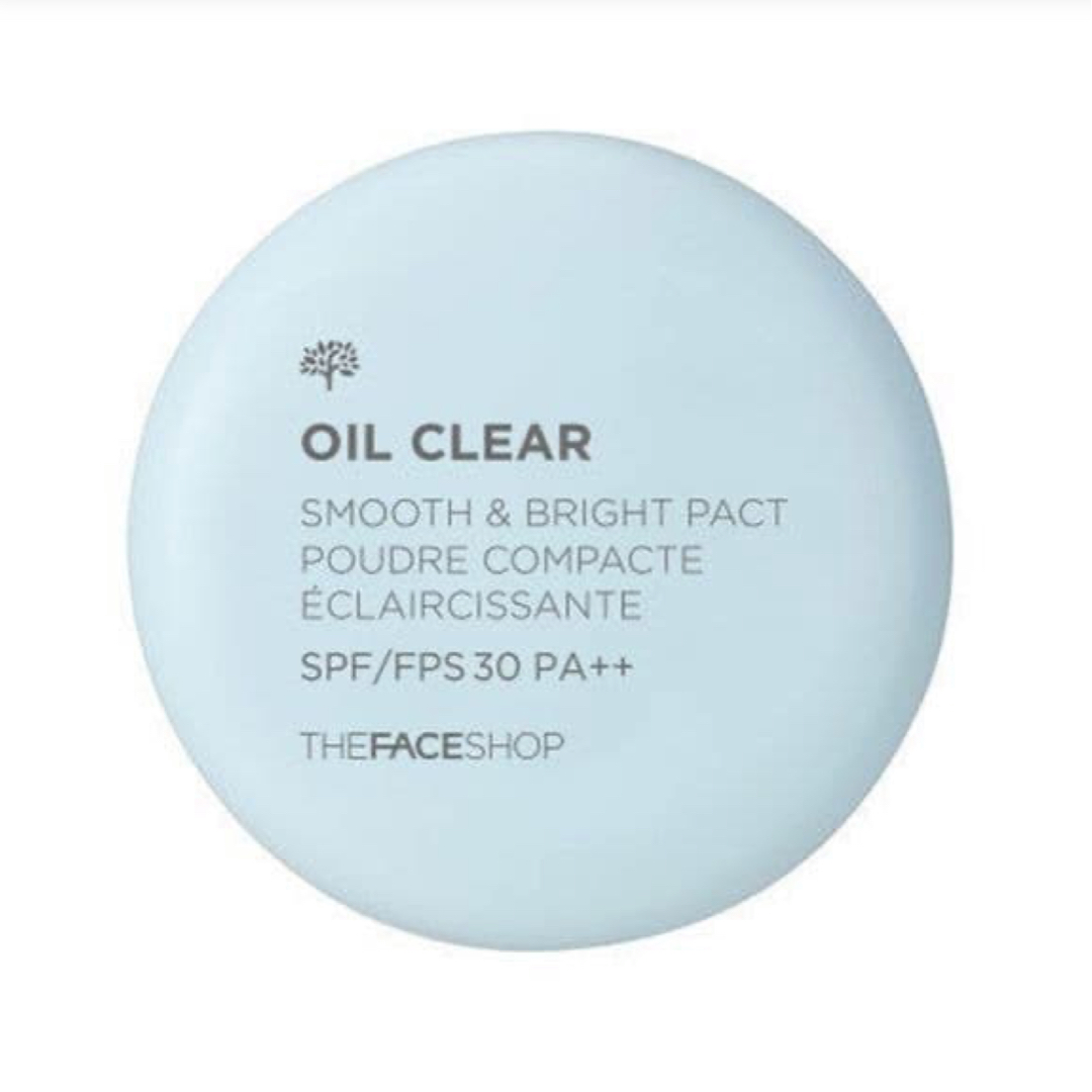 Oil Clear Smooth and Bright Pac SPF 30 PA++