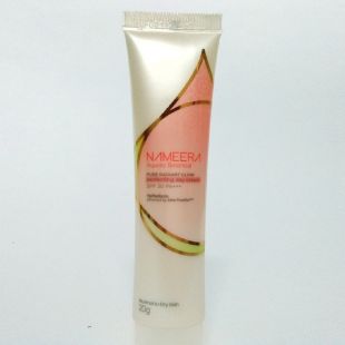 Nameera Nameera Pure Radiant Glow Perfecting Day Cream SPF 30 PA+++ 