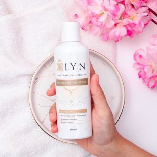 OLYN Cherry Blossom Conditioner 