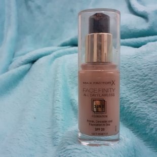 Max Factor Max FactorX Face Finity All Day Flawess 3in1 Foundetion soft honey 77
