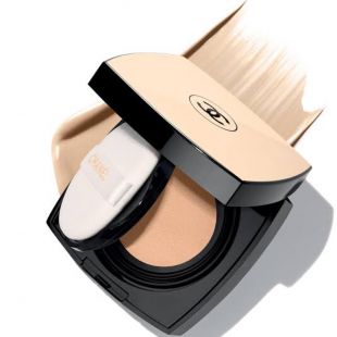 Chanel Chanel Les Beiges Cushion Foundation 