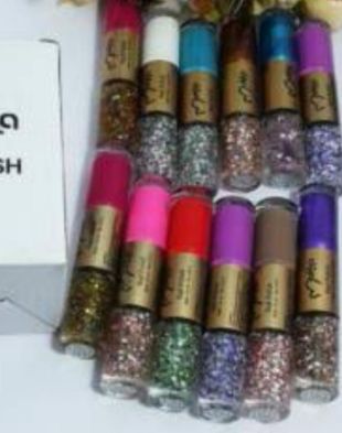 mukka Mukka doble nail polish