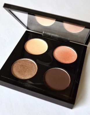 MAC Eyeshadow x 4 Showstopper