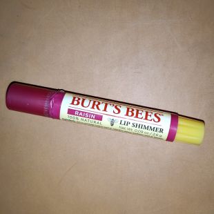 Burt's Bees lop shimmer raisin