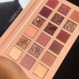 Huda Beauty New Nude Eyeshadow Palette 