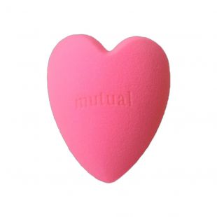 Mutual Beaute? Heart Stuff Blending Sponge 