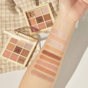 Holika Holika My Fave Mood Eyeshadow Palette Butter Bread. Nude