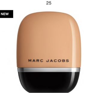 Marc Jacobs Shameless youthfull look 24h foundation Y370