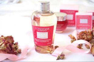 L'Occitane pivoine sublime petal cleansing oil 