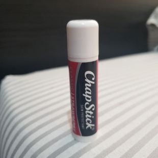 Chapstick Classic Lip Balm Strawberry