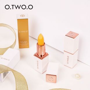 O.TWO.O Lip Balm 