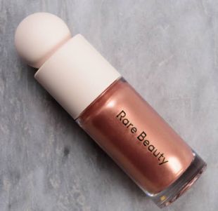 Rare Beauty Positive Light Liquid Luminizer Transcend