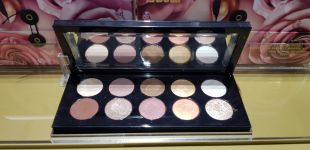 Pat McGrath Labs Mothership VII divine rose palette 