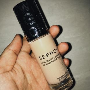 Sephora Foundation Glow Clair Light 22