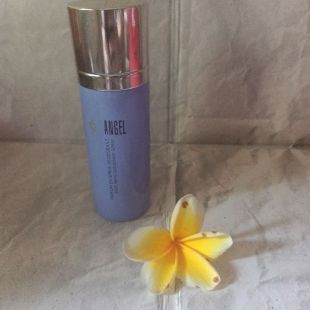 Thierry Mugler Parfume En Spray deodorant Angel 