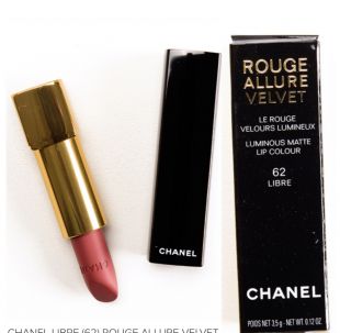 Chanel Chanel Rouge Allure Velvet 62 Libre