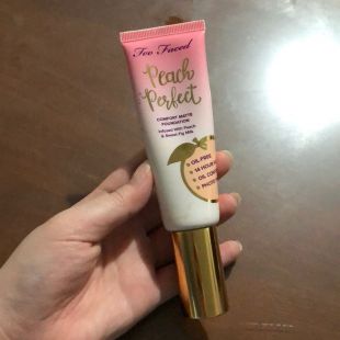 Too Faced Peach Perfect Comfort Matte Foundation Marshmallow