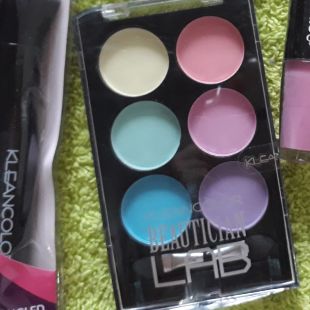 KleanColor beauticyan lab shimmer shadow 12 analyst