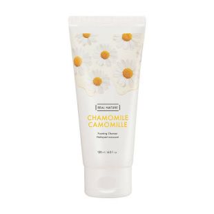 The Face Shop Real Nature Chamomile Moisturizing Foaming Cleanser 