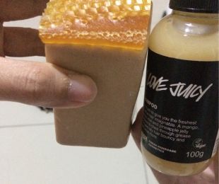LUSH Honey I washed the kids 