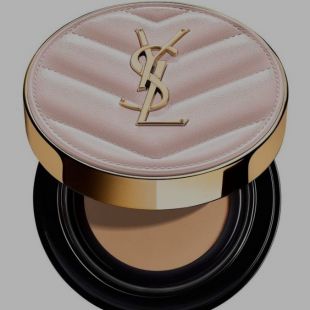 Yves Saint Laurent Touche Èclat Glow Pact Cushion B10