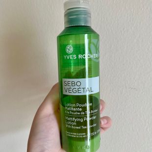 Yves Rocher Sebo Vegetal Mattifying Powder Lotion 