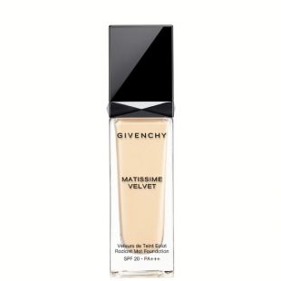 Givenchy Mattissime Velvet Radianr Matte Fluid Foundation 