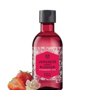 The Body Shop Strawberry Kiss Japanese Cherry Blossom Shower Gel 
