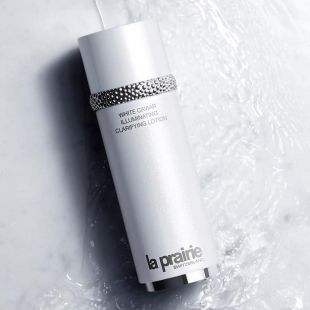 La Prairie white caviar illuminating clarifying lotion 