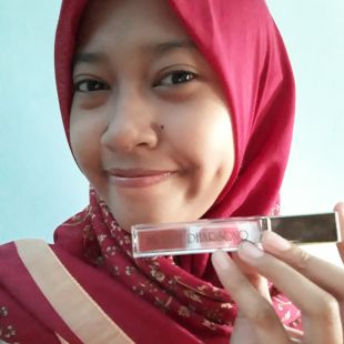 Poppy Dharsono Cosmetics Liquid Lip Lustre 01 Ravishing Brown