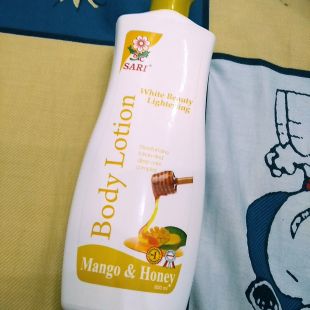 Sari Kosmetik White Beauty Lightening Body Lotion Mango & Honey