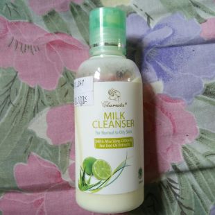 Sekar Jagat ClarestaMilk Cleanser For Normal to Oily Skin