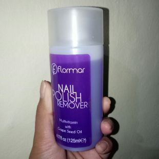 Flormar Nail Polish Remover Multivitamin with Grape Seed Oil