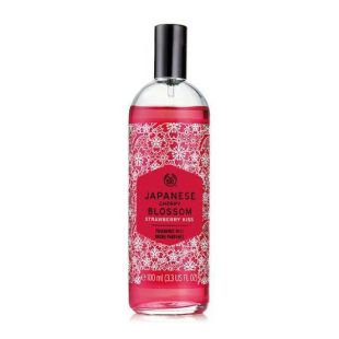 The Body Shop Strawberry Kiss Japanese Cherry Blossom Fragrance Mist 