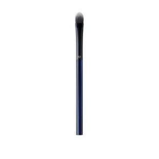 Cle de Peau Beaute Concealer Brush 